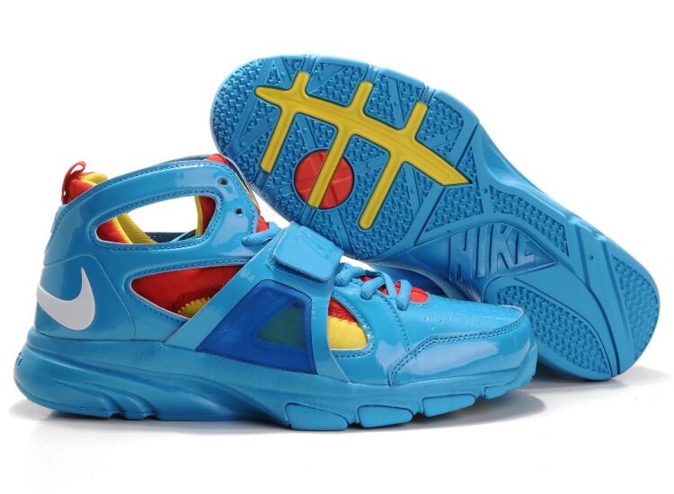 NIKE ZOOM HUARACHE TRAINER MID NIKE ZOOM HUARACHE TRAINER MID for sale