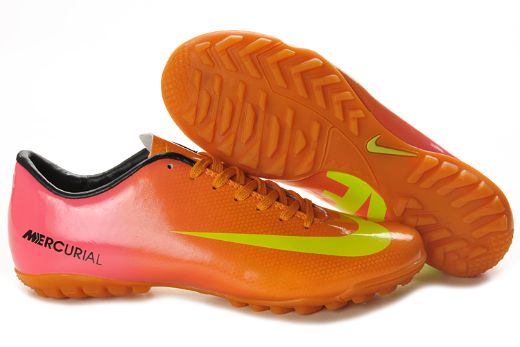 Nike IV TF Football Boots Sales