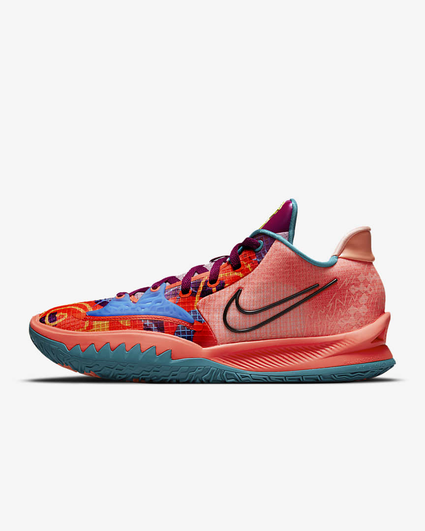 Kyrie Low 4 Basketball Shoes
