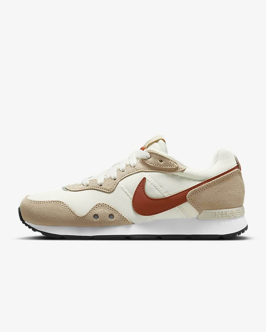 Nike Venture Runner