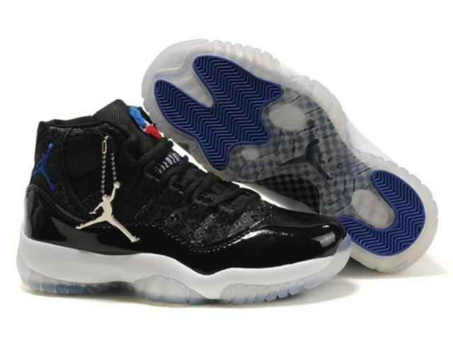 Air Jordan 11 family shoes