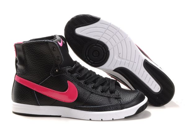 WMNS Delta Lite